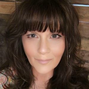 Meet your Posher, Marci